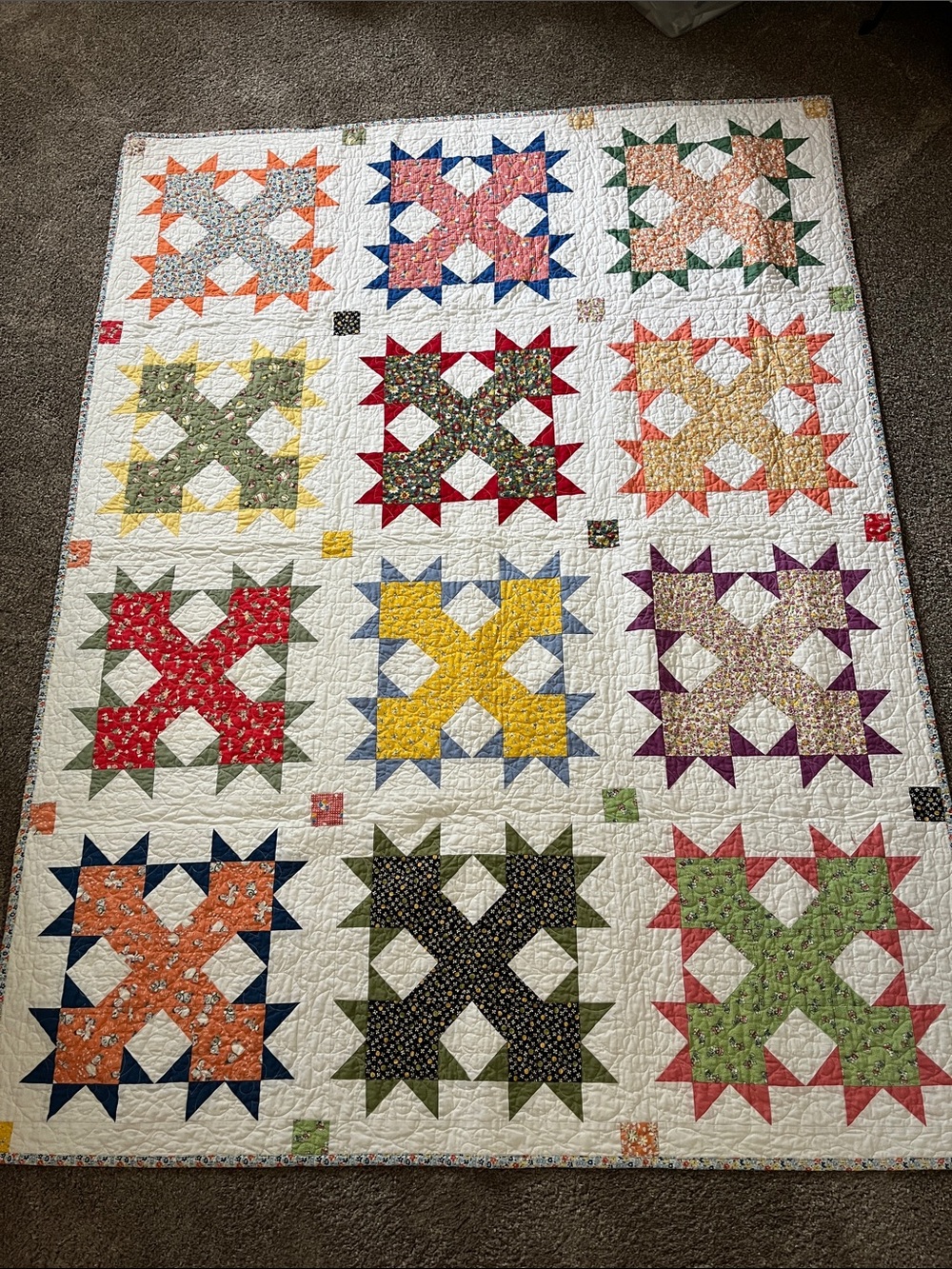 Handmade Multicolor 1930s fabric Patchwork Quilt – White Background - Picture 1 of 4